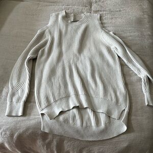 ALLSAINTS Cold Shoulder Sweater in Cream (Size Medium)
